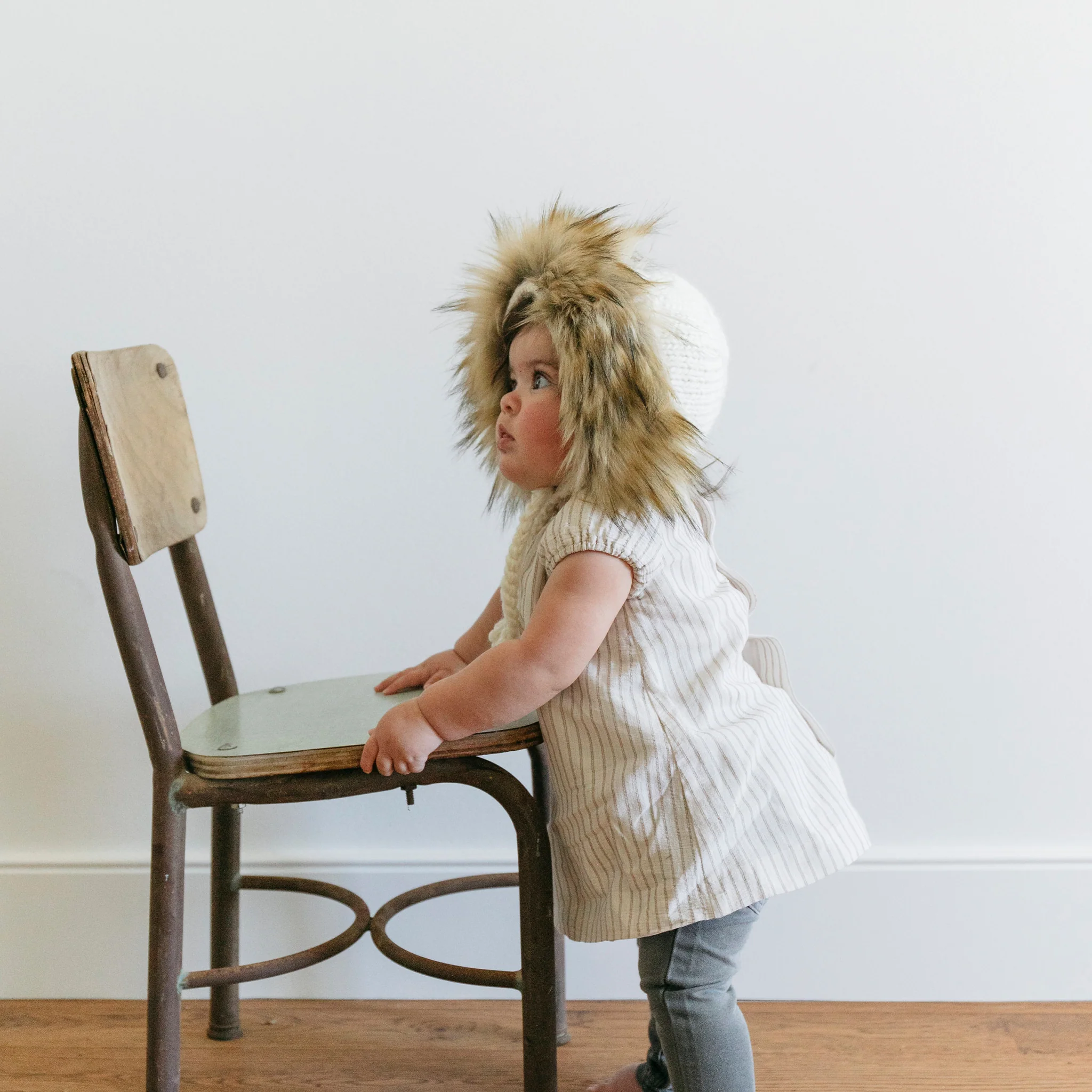 Lennon Lion Bonnet, Cream - Image 4